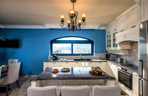 Agia Pelagia Villa | Villa Santorini, Wine Dark Sea Villas