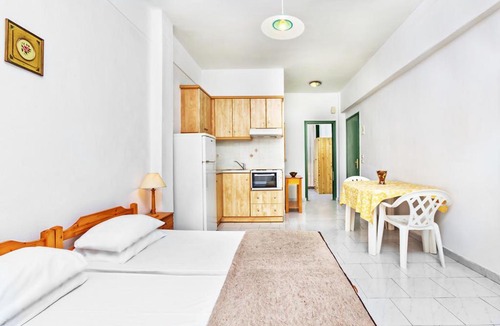 Agia Paraskevi Apartment | VILLA SOLENA