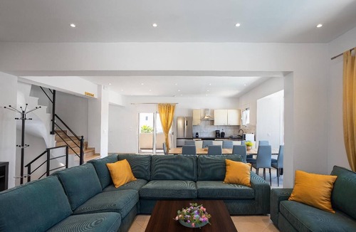 Kiotari Villa | Villa Starlight - Five Bedroom Villa, Sleeps 11