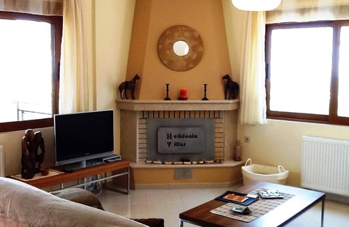 Houdetsi Villa | Villa Stefanos, Sea View, Private Pool, Near Sea