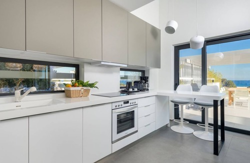 Gennadi Villa | Villa Strabo - Three Bedroom Villa, Sleeps 6