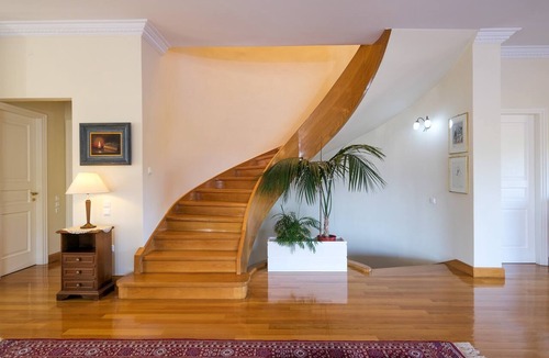 Kropia Villa | Villa 'Supreme and Classy Pool Residence ' with Mountain View, Wi-Fi and Air Conditioning