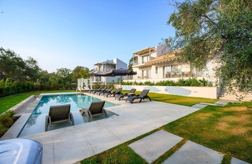 Corfu Town Villa | Villa Tadorna - Three Bedroom Villa, Sleeps 8