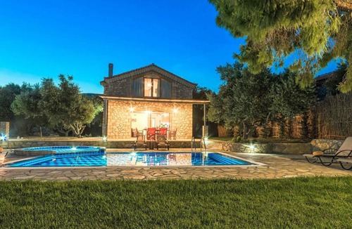 Limni Keri Villa | Villa Tireda Tria - Three Bedroom Villa, Sleeps 6