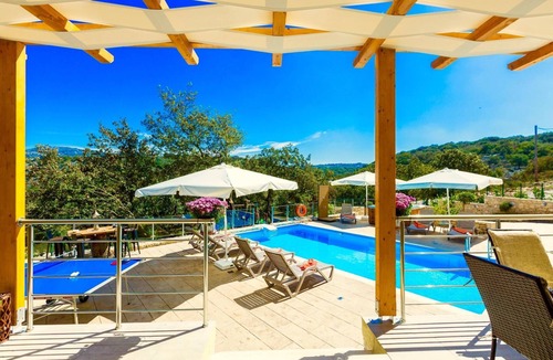 Monopari Villa | Villa Trules with private swimming pool