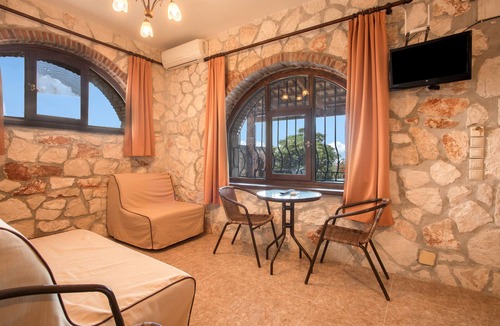Limni Keri Villa | Villa 'Valeria' with Sea View, Wi-Fi and Air Conditioning