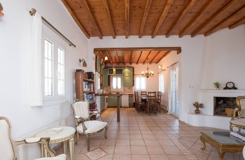 Ftelia Villa | Villa Victoria! - Six Bedroom Villa, Sleeps 10