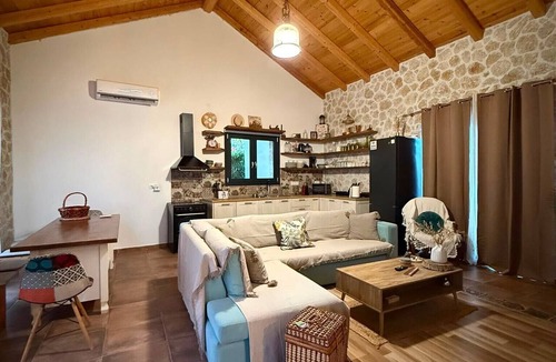 Parelia Villa | Villa with pool in Pelekas near the beach