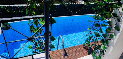 Galatas House | Villa Yacht Prive Jaccouzi and Pool