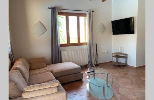 Roumeli Villa | Villa Yucca Palm