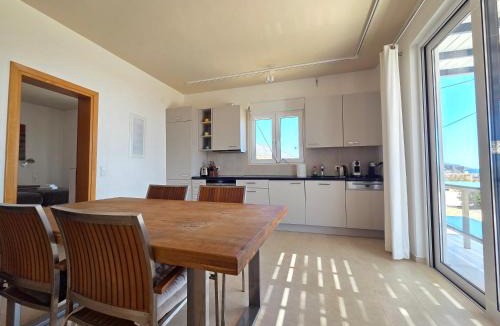 Afiartis Villa | Villas By George