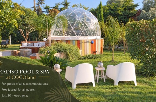 Thermaikos House | VINTAGE cottage by the sea in COCOland