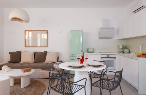 Sifnos Villa | Wonderful Sifnos Villa | Villa Majesty | Private Pool with Jets | Sea Front |.