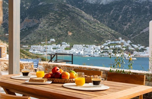 Sifnos Villa | Wonderful Sifnos Villa | Villa Majesty | Private Pool with Jets | Sea Front |.