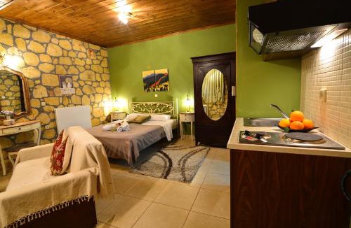 Synikia Mesi Trikalon House | XENIOS ZEYS (ΞΕΝΙΟΣ ΖΕΥΣ)