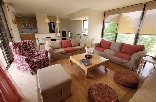 Zipari Villa | Xenos Villa 2 With 5 Bedrooms private swimming pool, near the sea