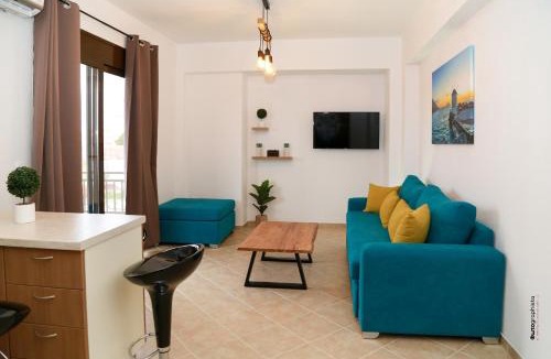 Nea Potidaia Apartment | Zandre shiny apartment