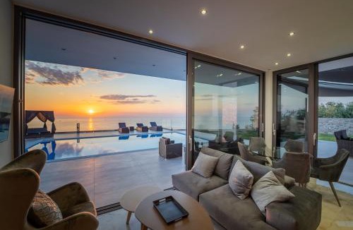 Agios Nikitas Villa | Zenvillas