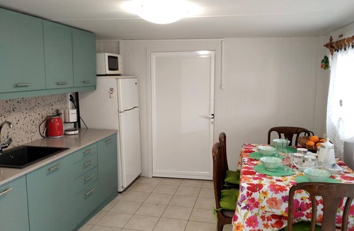 Afetai House | Zina's Cottage in Afetes
