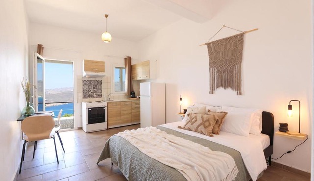ēnNĒ Studios for Views & Tranquility in Elia