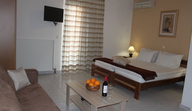123 Armonia Studios in Istiaia-Aidipsos
