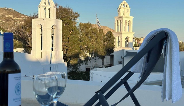 1917 Heritage Residence Santorini | Heart of the Village in Megalochori