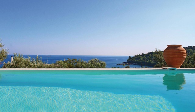 2 bedroom accommodation in Aegina in Aegina