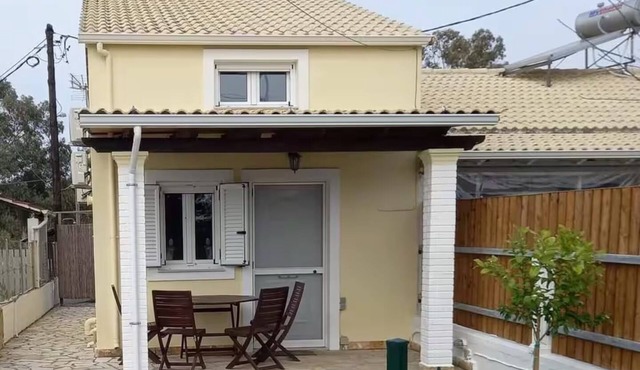 3-Bedroom House with Loft in Corfu by ΜΡS in Lefkimmi