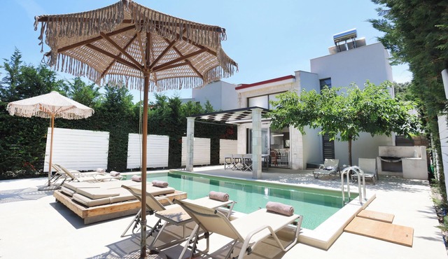 3 Bedroom Villa with Private Pool | W Villas in Chalkidiki