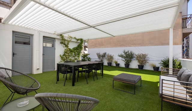 4BR House near Acropolis | Roof Garden | 12 Guests and Hot Tub in Athens