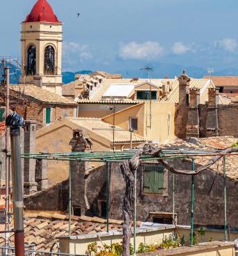 A small apartment in the center of the old town in Corfu