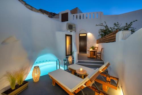 Aegean Mist Luxury Suites in Megalochori
