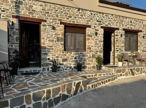 Aem Apartments in Prinos