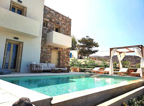 Agiannirema Ios Stone Houses with private pool in Ios