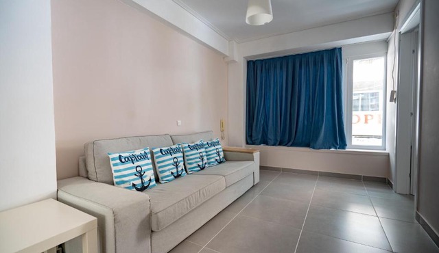 Agios Nikolaos train station 2 bedrooms 4 pers in Athens