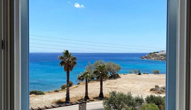 Agnadi Syros Beachfront Studios & Rooms in Syros