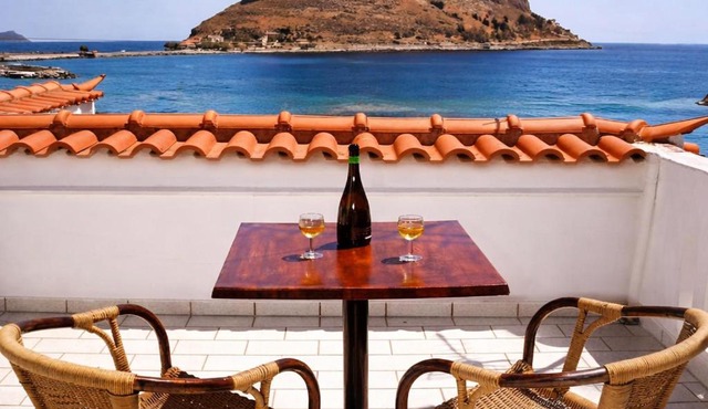 AGNANTIO in Monemvasia