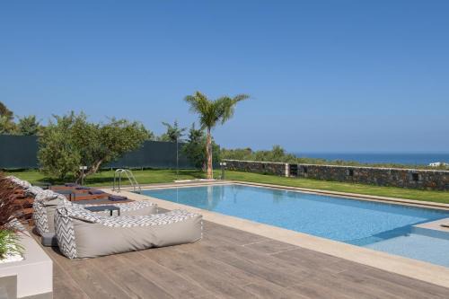 Agrielia Villas, featuring Heated Spa Whirlpool, By ThinkVilla in Pigianos Kampos