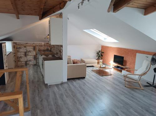 Airport Loft , paiania in Paianía