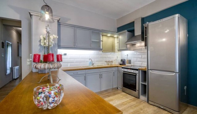 “Akalli” Luxury Apartment in Heraklion, Crete. in Heraklion