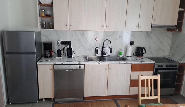 AkisPlace. 3 bedroom apt fully rennovated, cozy and comfortable place to stay. in Ioannina