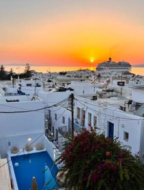 Alex oldtown sea view rooms and appartments in Mikonos