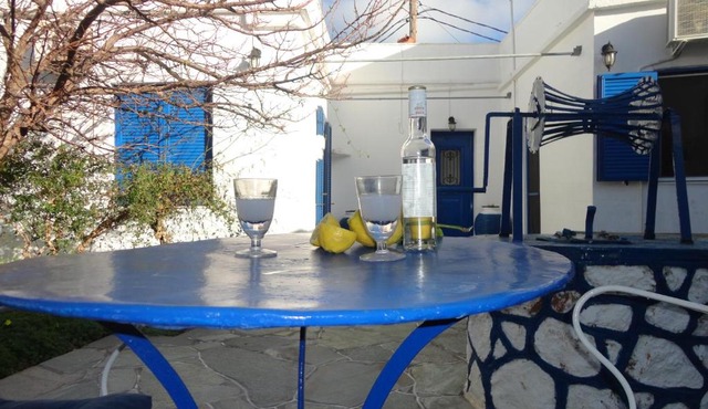 Alexandros House in Apollonia