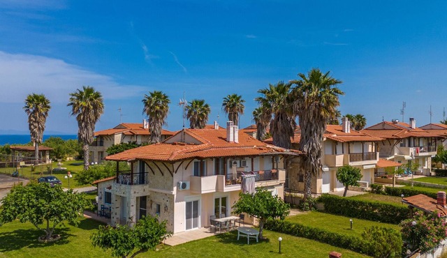 Algaia Blue 3BR, 2 Baths & Parking | AD Residencies Sea View Maisonette Potidea in Nea Poteidaia