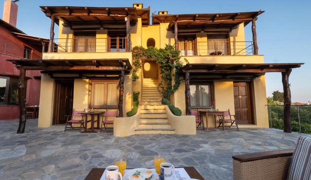 Alkifron Hotel in Kala Nera