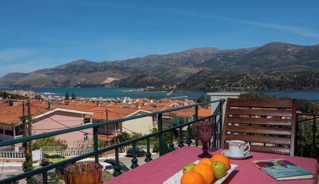 Alkithea Cozy Seaview Apartment in ARGOSTOLI