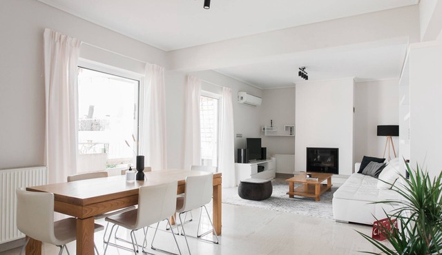 Alluring 2BR Apartment in Marousi in Marousi