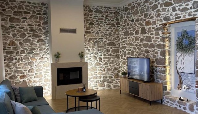 Amara Centro Luxury Apartments in Mouzaki