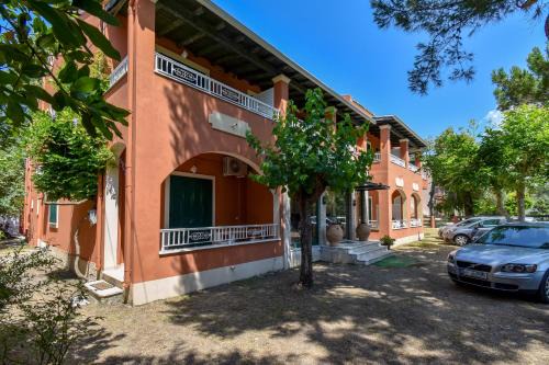 Andreas House in Dassia