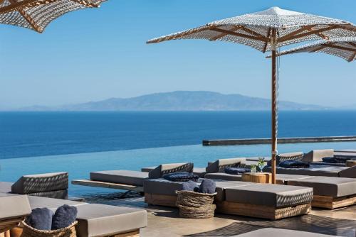 Andronis Arcadia - Preferred Hotels & Resorts in Santorini